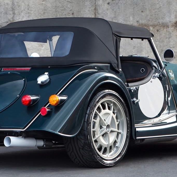 Morgan Plus 8 50th Anniversary, 22/50, 750km, neuwertig