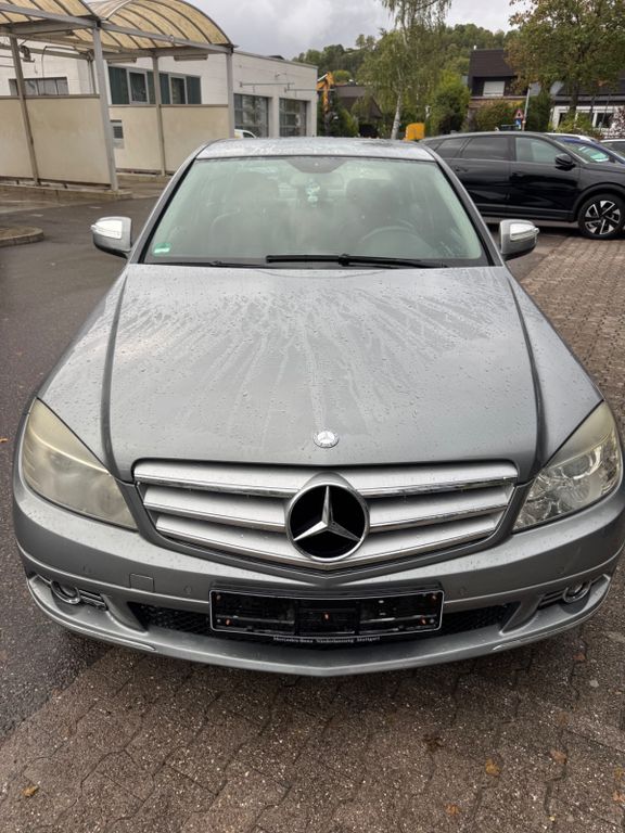 Bild des Angebotes Mercedes-Benz 220