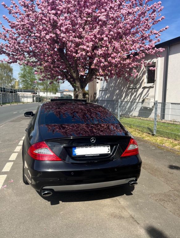 Mercedes-Benz CLS 500 -