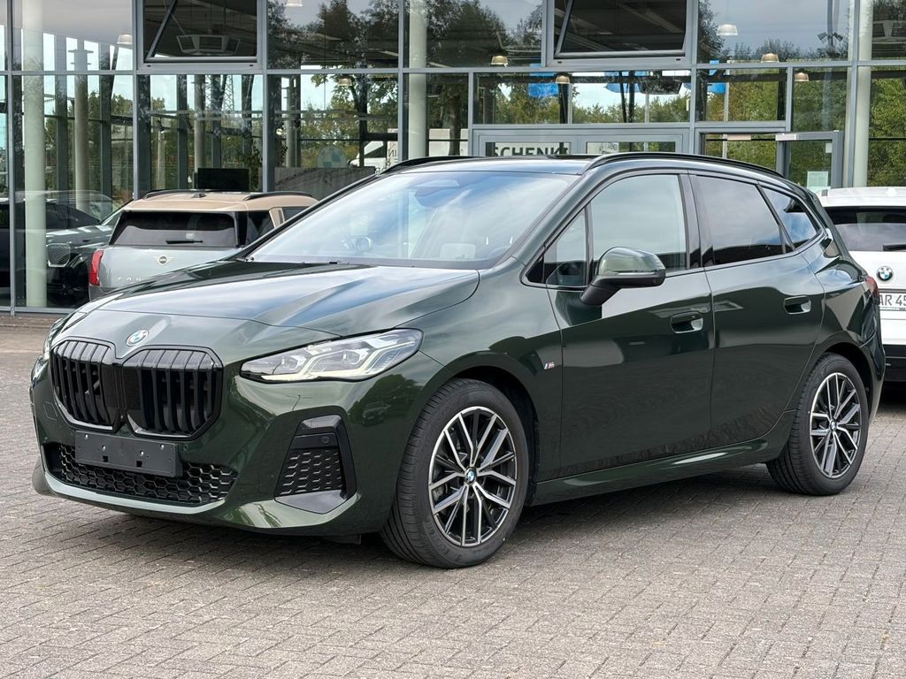 Bild des Angebotes BMW 218i Aut. Active Tourer M Sport / AHK / Glasdach