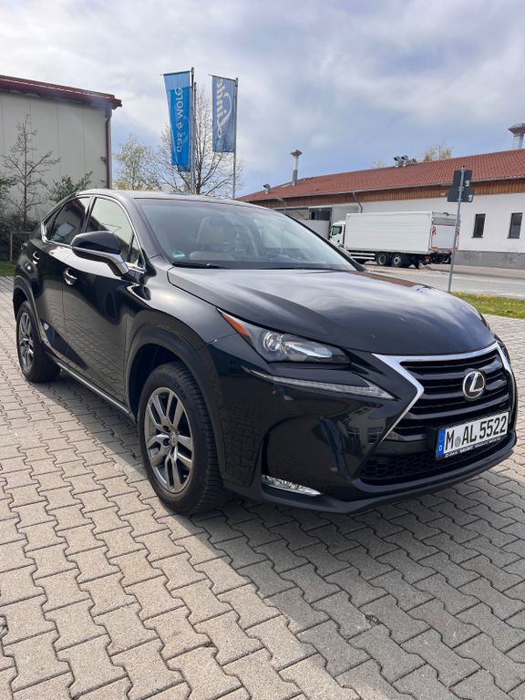 Bild des Angebotes Lexus NX 300h Executive Line