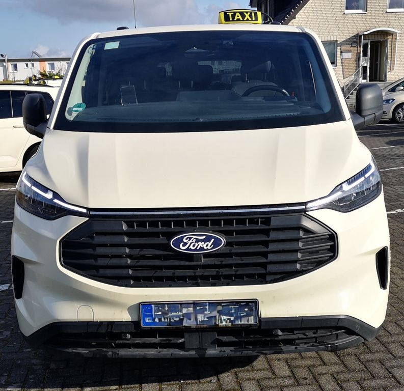 Bild des Angebotes Ford Taxi. Foliert. L2 9 Sitzer. LED 3x Klima uvm.