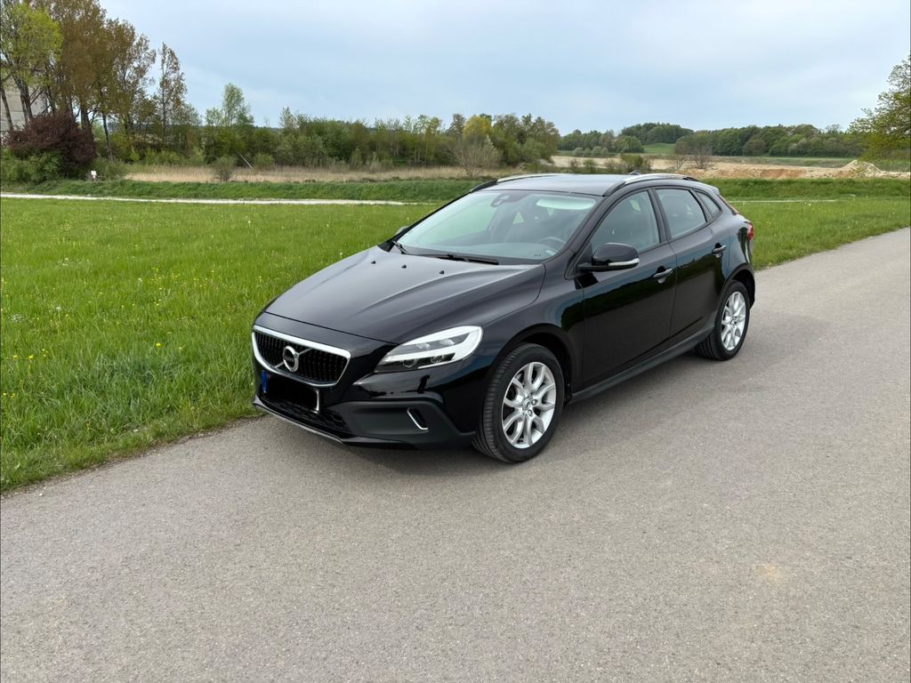 Bild des Angebotes Volvo V40 Cross Country D2 Momentum