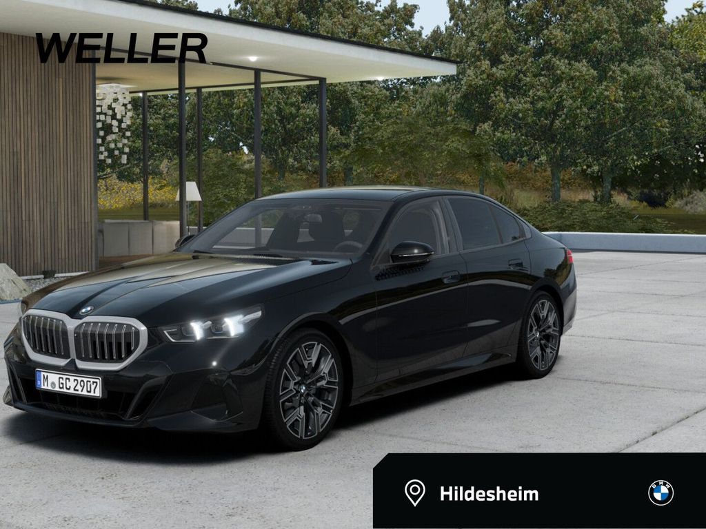 Bild des Angebotes BMW 520i Lim M SPORT AdLED,StHz,360°,H/K,HUD,St+Go