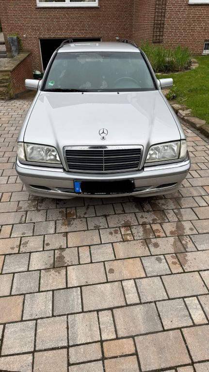 Bild des Angebotes Mercedes-Benz C220 Kombi