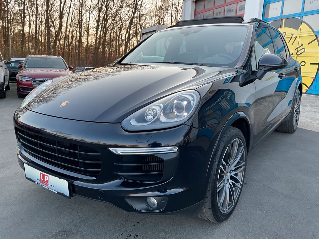 Bild des Angebotes Porsche Cayenne Platinum Edition LED PANO Navi AHK Navi