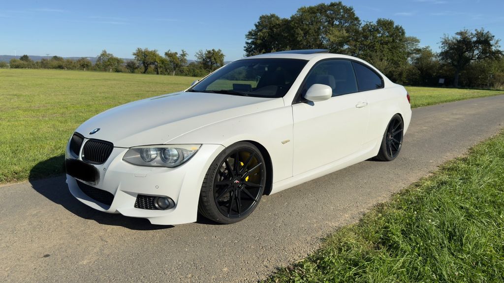 Bild des Angebotes BMW 330d Coupé -