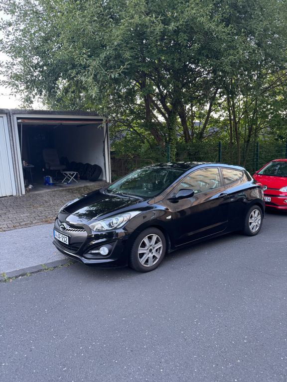 Bild des Angebotes Hyundai i30 1.4 CRDI Classic Classic