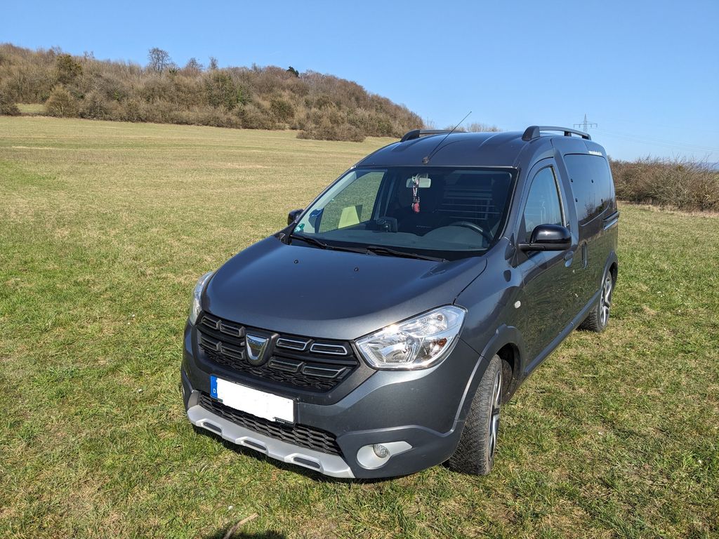 Bild des Angebotes Dacia Dokker TCe 115 Stepway Celebration Stepway C...