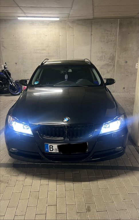 Bild des Angebotes BMW 325d touring M57 - Panorama/Automatik/Navigation