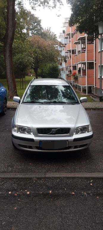 Volvo V40 1.8 -