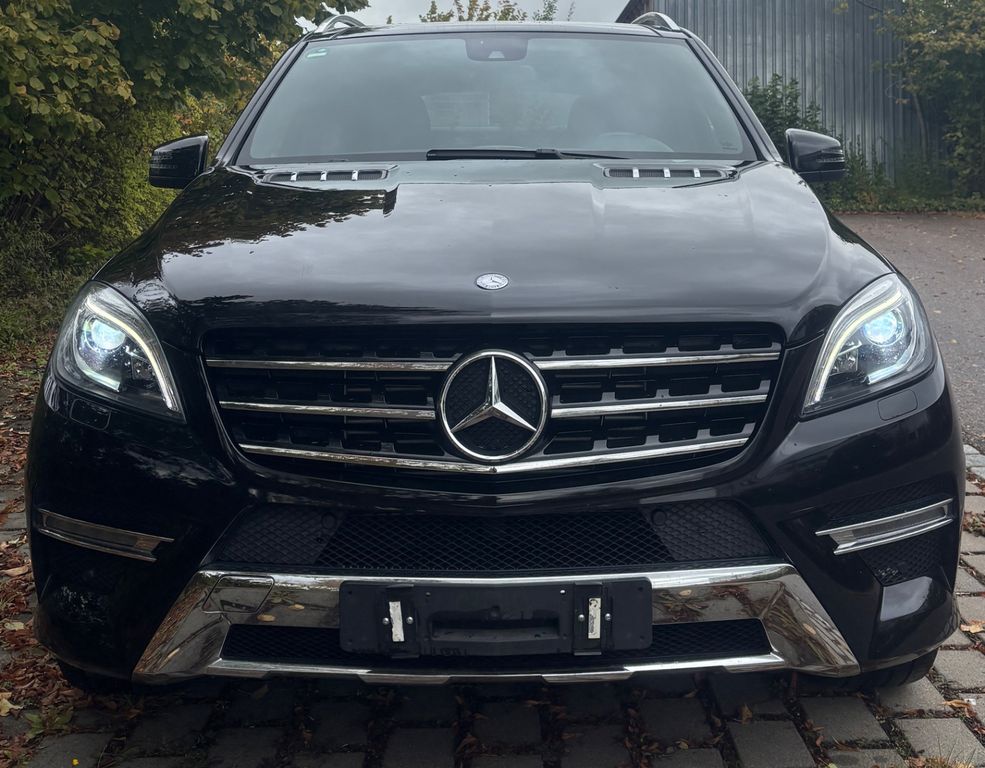 Bild des Angebotes Mercedes-Benz ML 250 BlueTEC 4MATIC W166  - W166 AMG Paket