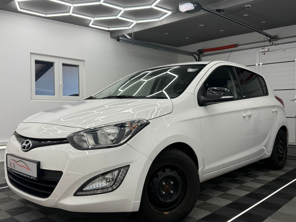 Bild des Angebotes Hyundai i20 FIFA World Cup Edition/KLIMA/SHZ