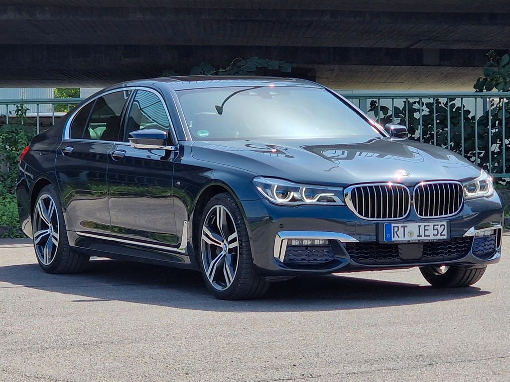 Bild des Angebotes BMW Lim 740 d xDrive *M-Paket*Laser*Harman-Kardon*