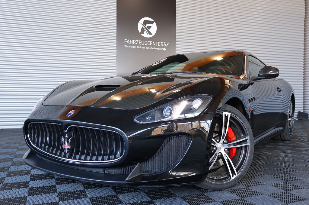 Bild des Angebotes Maserati Granturismo 4.7L V8 MC/PDC/NAVI/SHZ/BOSE/CARBON