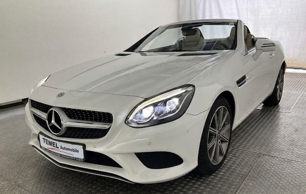 Bild des Angebotes Mercedes-Benz SLC 200 original nur 7.364km PANO LEDER LED NAVI