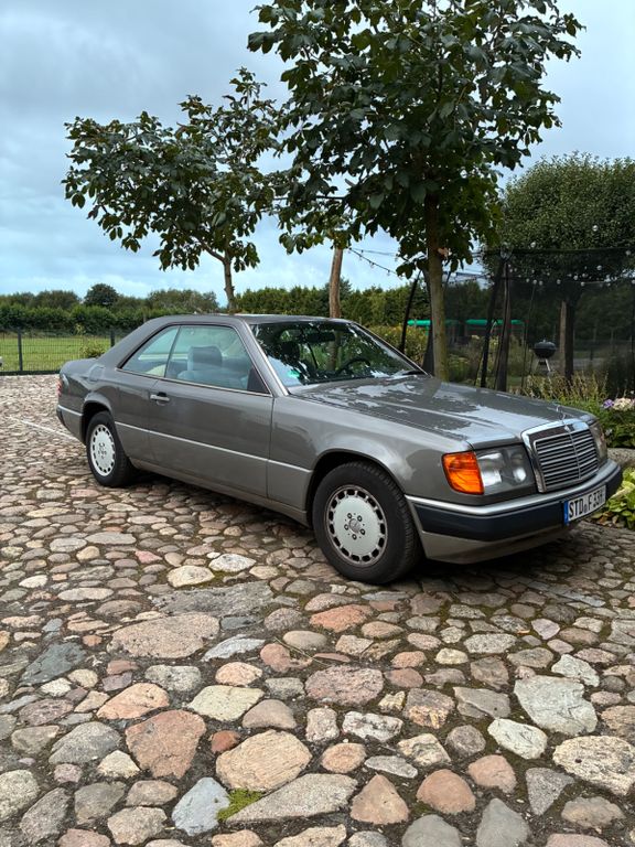 Mercedes-Benz CE 300