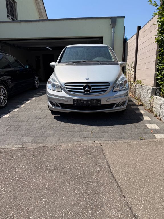 Bild des Angebotes Mercedes-Benz B 200 Standard