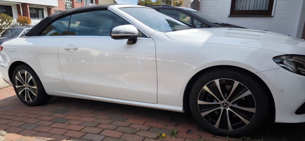 Bild des Angebotes Mercedes-Benz E 200 Cabrio, Autom., scheckh., Insp. neu!