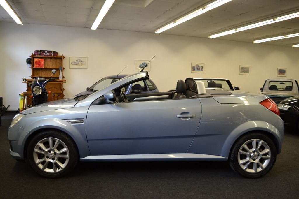 Bild des Angebotes Opel Tigra Twin Top Sport ROADSTER/CABRIO (1. Hand)