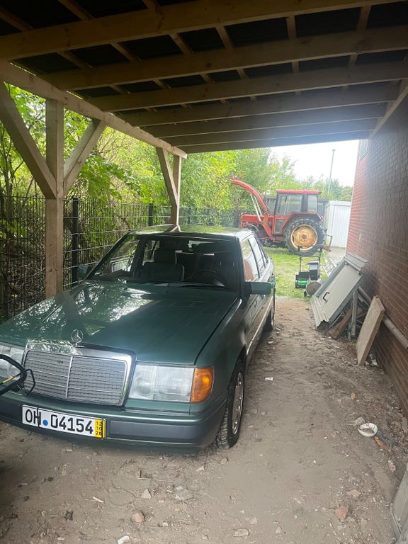 Bild des Angebotes Mercedes-Benz 230E