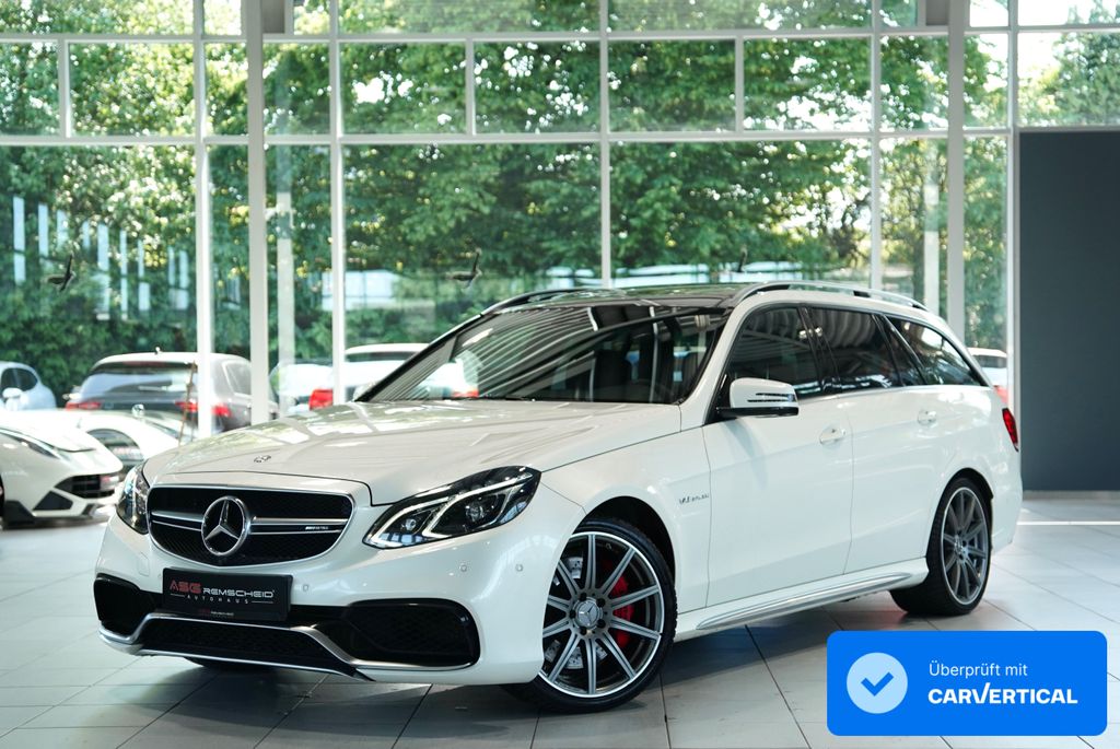 Bild des Angebotes Mercedes-Benz E 63 AMG T 4M *Pano*Driver´sPackage*H&K*Designo