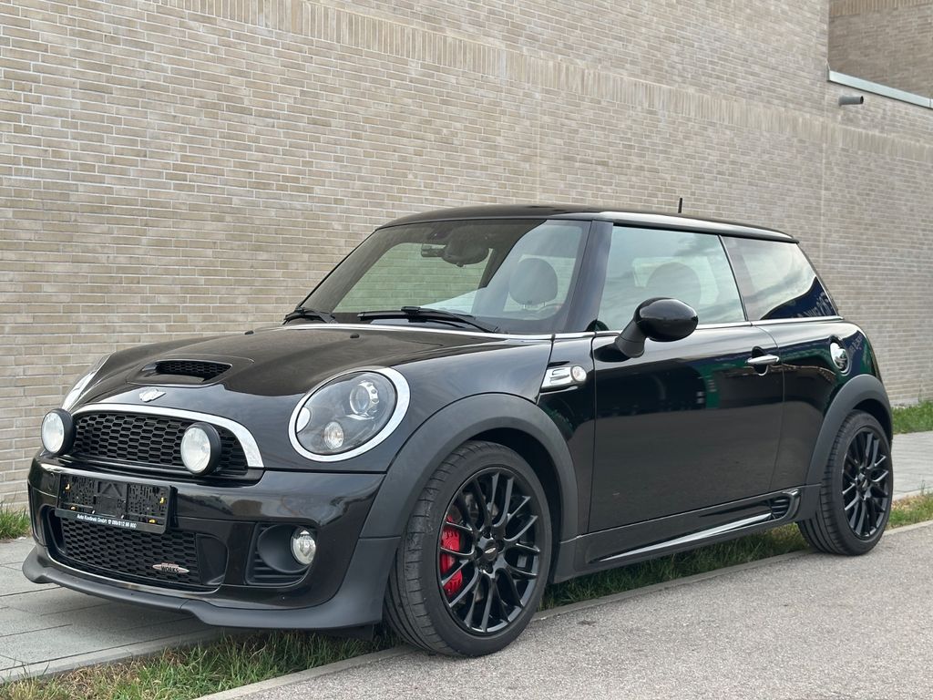 Bild des Angebotes MINI JOHN_COOPER_WORKS Mini John Cooper Works
