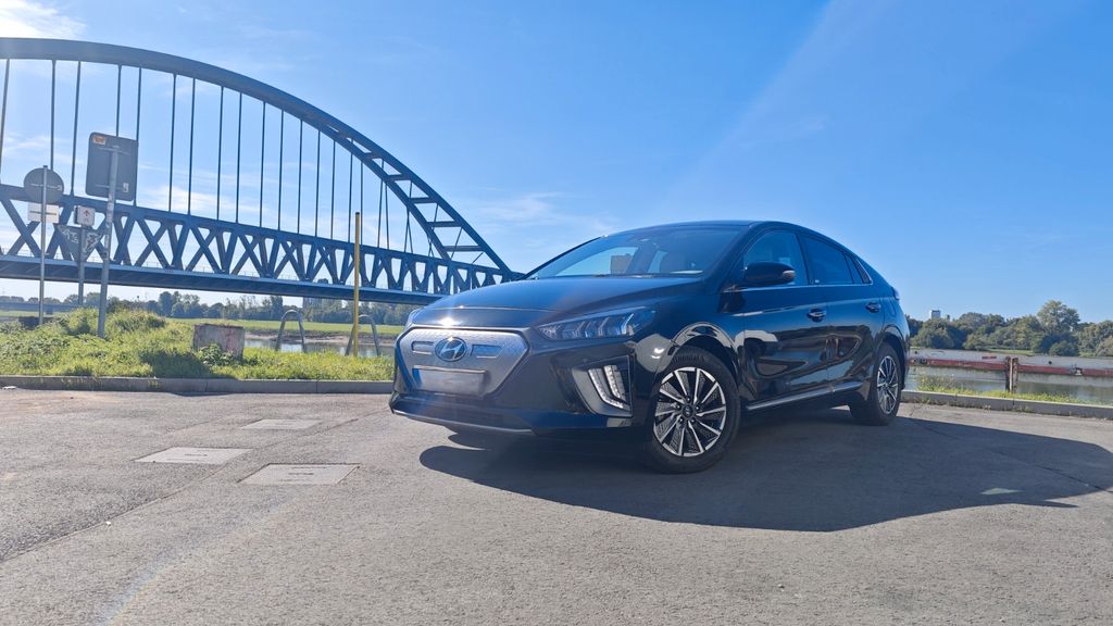 Bild des Angebotes Hyundai IONIQ ELEKTRO Premium Premium