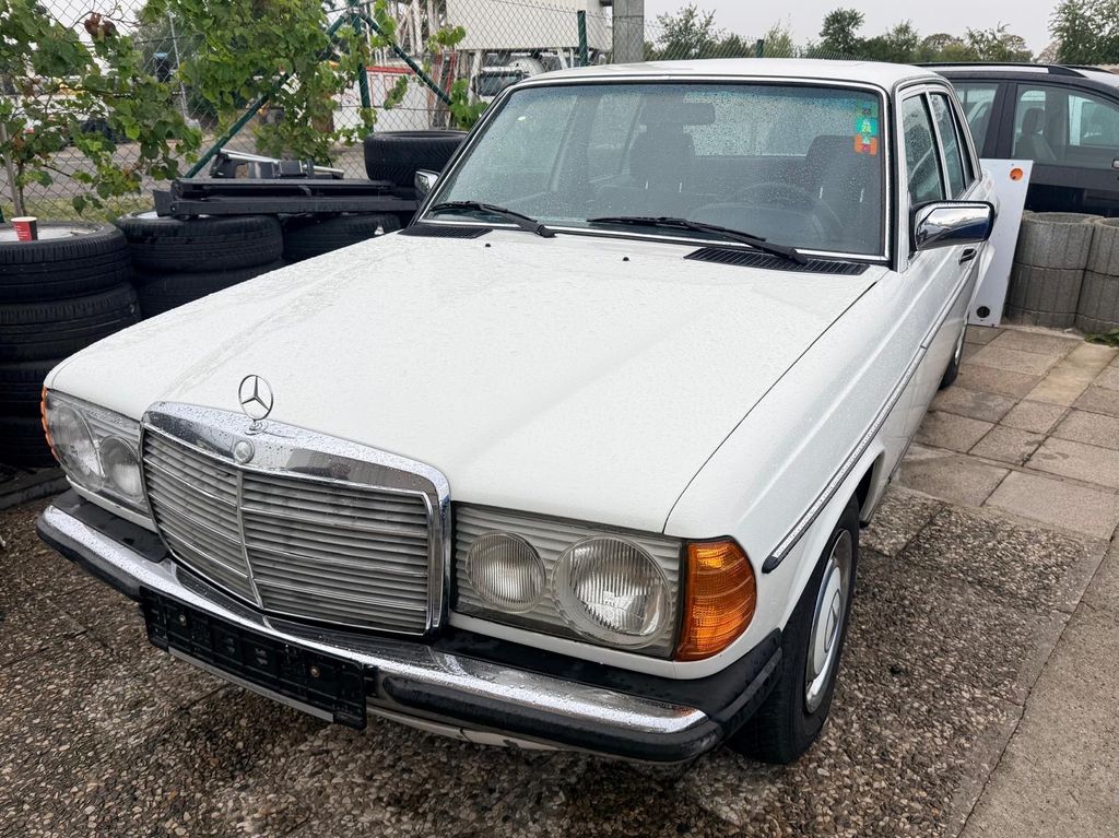 Bild des Angebotes Mercedes-Benz 230 E  Oldtimer H Kennzeichen