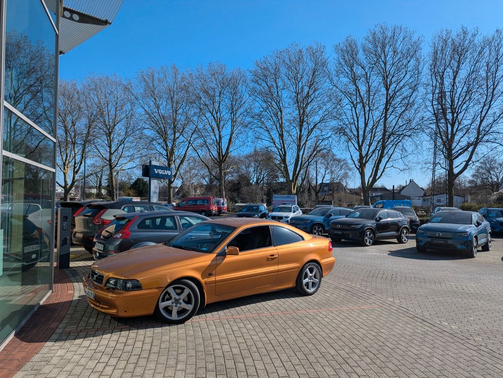 Bild des Angebotes Volvo C70 Coupé Turbo 2.3 T5