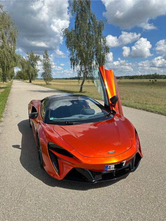 Bild des Angebotes McLaren Artura - MY 25 - 3 Jahre Garantie - NEU Zustand