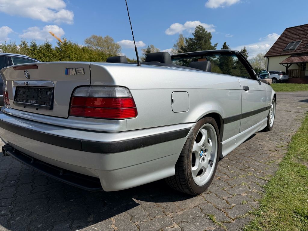 BMW M3 Cabrio I 1.HAND ! I ORIGINAL KM I HAR. KARDON