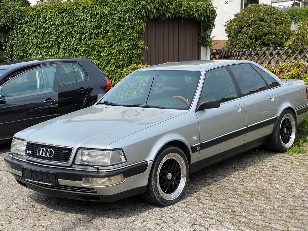Audi V8