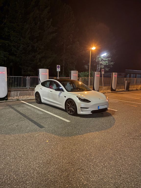Bild des Angebotes Tesla Model 3 Performance - Allradantrieb mit Dual...