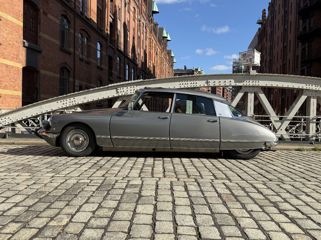 Bild des Angebotes Citroën DS 21 Pallas, 1966 vollrestauriert & Faltdach