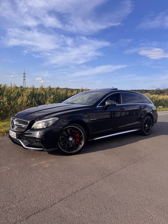 Mercedes-Benz CLS 63 S AMG Shooting Brake Harman Drivers Packa