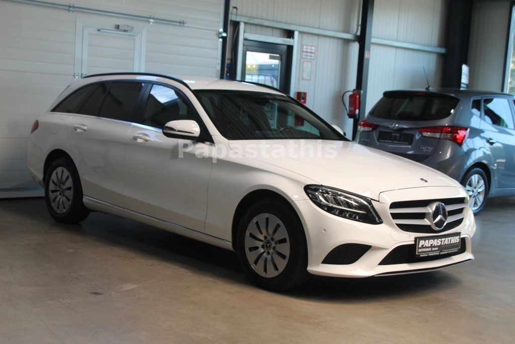Bild des Angebotes Mercedes-Benz C 180 d T *NAVI*CAM*PDC*SHZG*TEMPO*