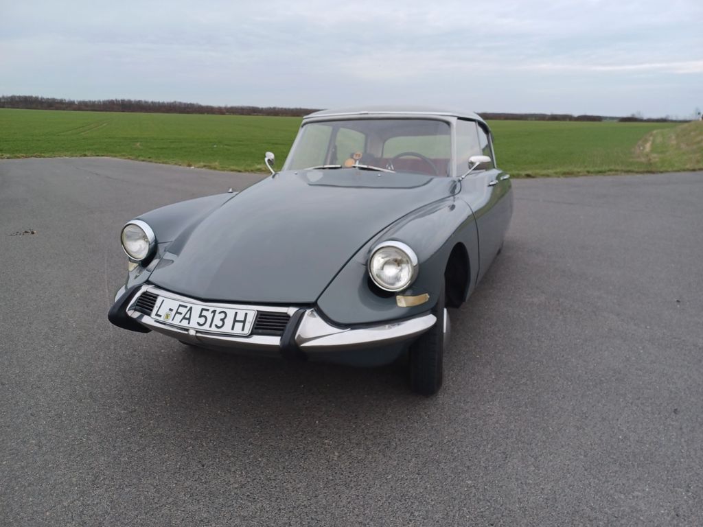 Bild des Angebotes Citroën DS 19
