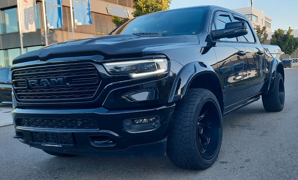 Bild des Angebotes Dodge RAM 1500 4x4 LIMITED CREW CAB *NIGHT EDITION*
