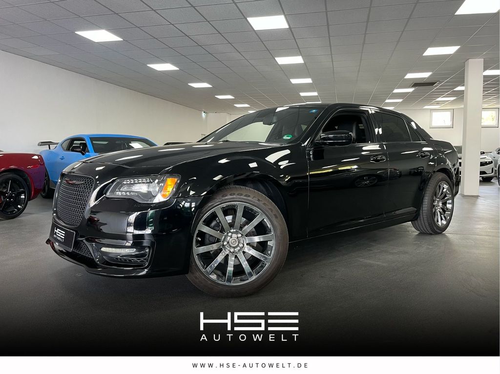 Bild des Angebotes Chrysler 300C 3,6l V6 *LEDER / AUT / SZH/8-Fach*