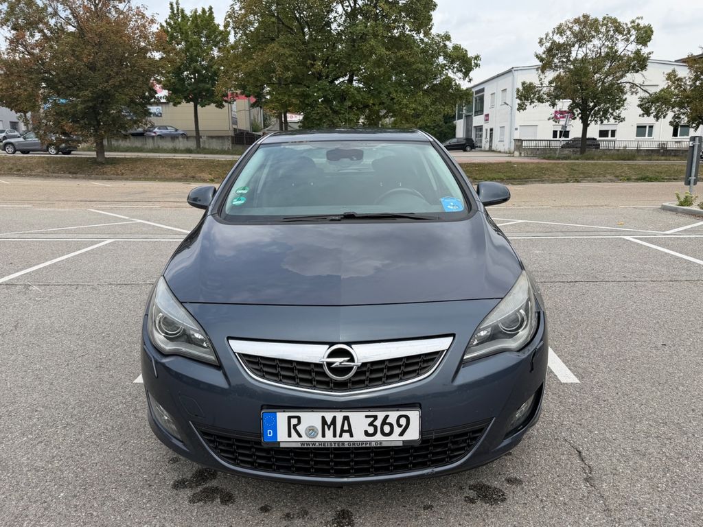 Opel Astra 1.7 CDTI Cosmo 92kW Cosmo
