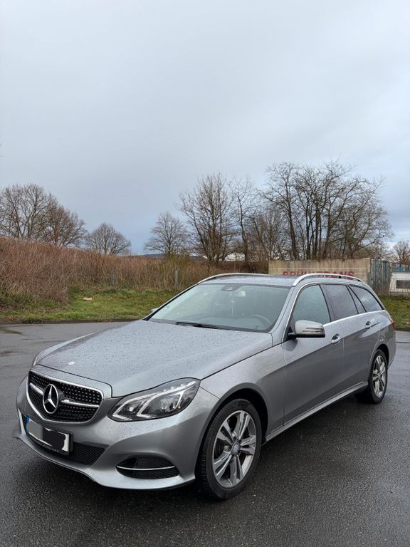 Bild des Angebotes Mercedes-Benz E 250 CDI T AVANTGARDE Autom.