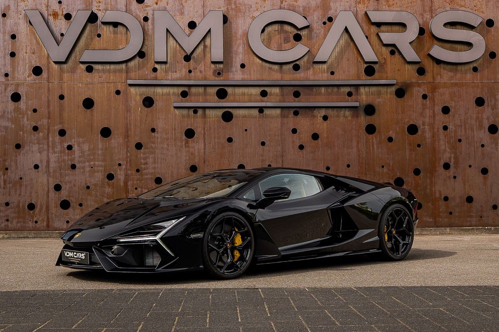 Bild des Angebotes Lamborghini Revuelto 6.5 V12 *NEW CAR *AVAILABLE*BI COLOR