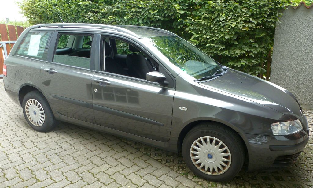 Bild des Angebotes Fiat Stilo Kombi 1.9JTD 8V Active