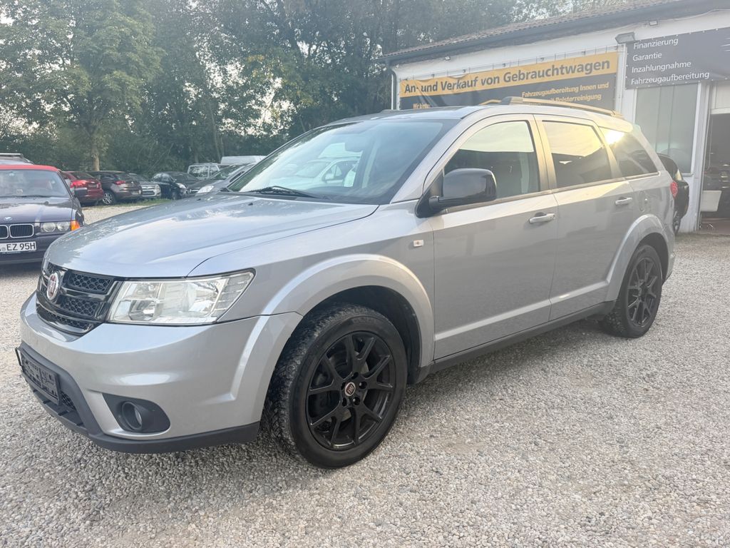 Fiat Freemont Black Code AWD AUT. 7-Sitzer NAVI LEDER