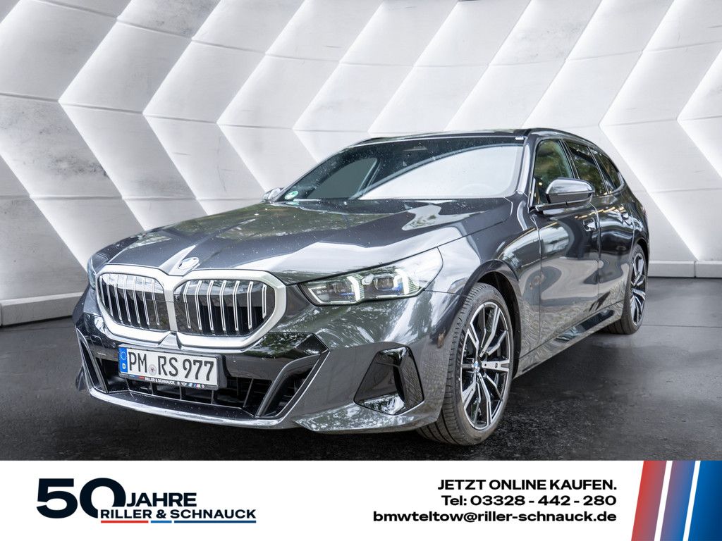 Bild des Angebotes BMW 520i Touring M-Sport 360°+H/K+HUD+NAVI+KEYLESS+L