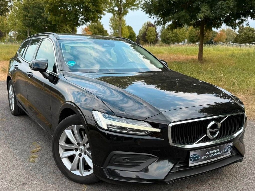 Bild des Angebotes Volvo V60 Kombi Momentum Pro