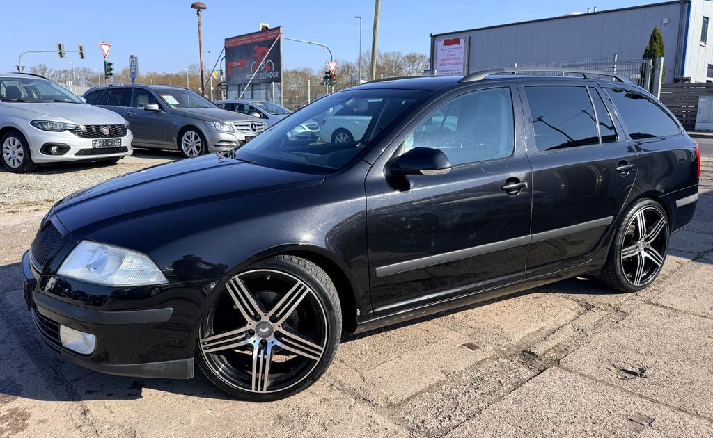 Bild des Angebotes Skoda Octavia Combi Elegance Klima. Tüv Hu 05/2027