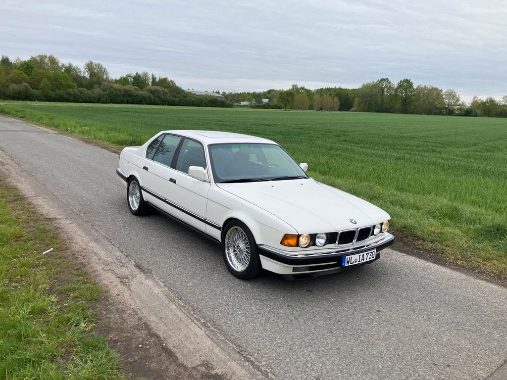 BMW 730