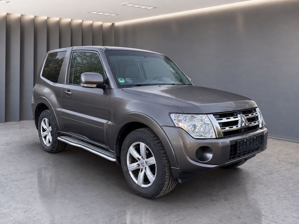 Bild des Angebotes Mitsubishi Pajero 3.2 DI-D Invite AWD*AHK*2.HAND*